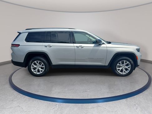 Used 2021 Jeep Grand Cherokee L Limited AWD/4WD image 4