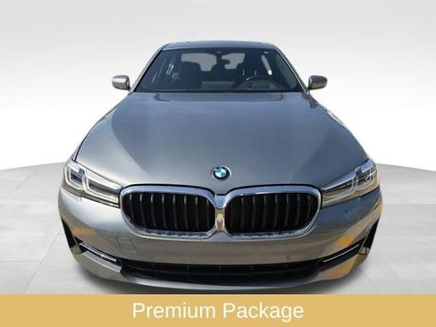 Used 2023 BMW 530i w/ Premium Package image 2