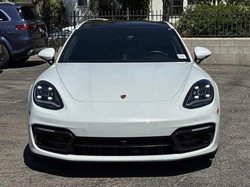 Used 2023 Porsche Panamera 4 Platinum Edition AWD/4WD image 3