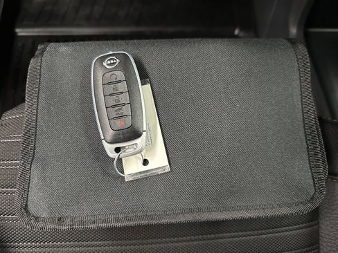 Used 2025 Nissan Pathfinder Rock Creek image 37