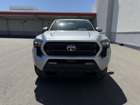New 2026 Toyota Tacoma SR5 AWD/4WD image 16