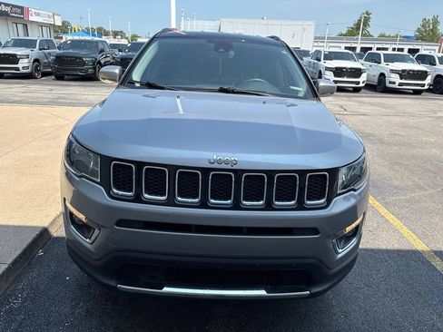 Certified 2021 Jeep Compass Limited AWD/4WD image 2