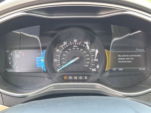 Used 2016 Ford Fusion SE FWD image 32