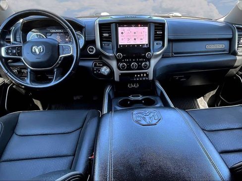 Used 2022 RAM 1500 Laramie AWD/4WD image 10