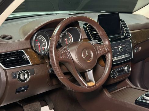 Used 2017 Mercedes-Benz GLS 450 4MATIC image 57