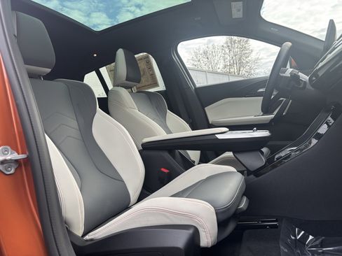 Used 2025 BMW X2 xDrive28i image 22