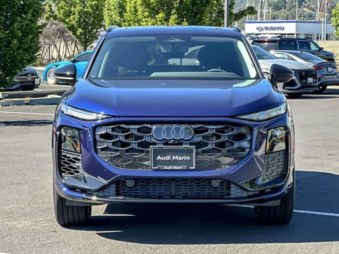 New 2026 Audi Q3 quattro 2.0T AWD/4WD image 7