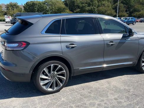 Used 2023 Lincoln Nautilus Reserve w/ Equipment Group 202A image 5