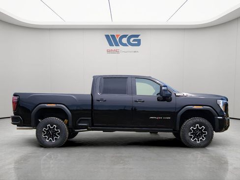 New 2026 GMC Sierra 2500 AT4X AWD/4WD image 3