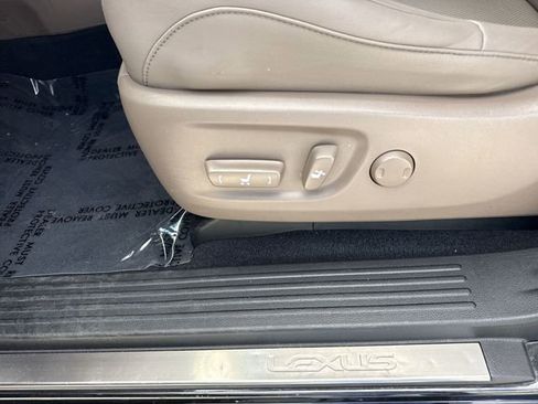 Certified 2023 Lexus GX 460 Premium w/ Accessory Package image 12