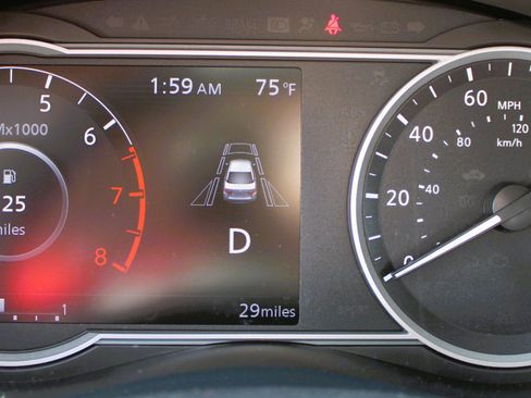 Used 2025 Nissan Versa SR w/ Trunk Package FWD image 24