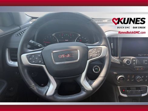 Used 2024 GMC Terrain SLT w/ LPO, Floor Liner Package AWD/4WD image 15