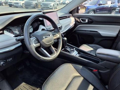 Used 2022 Jeep Compass Limited w/ Sun and Sound Group AWD/4WD image 14