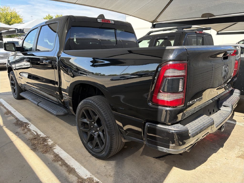 Used 2023 RAM 1500 Laramie AWD/4WD image 2