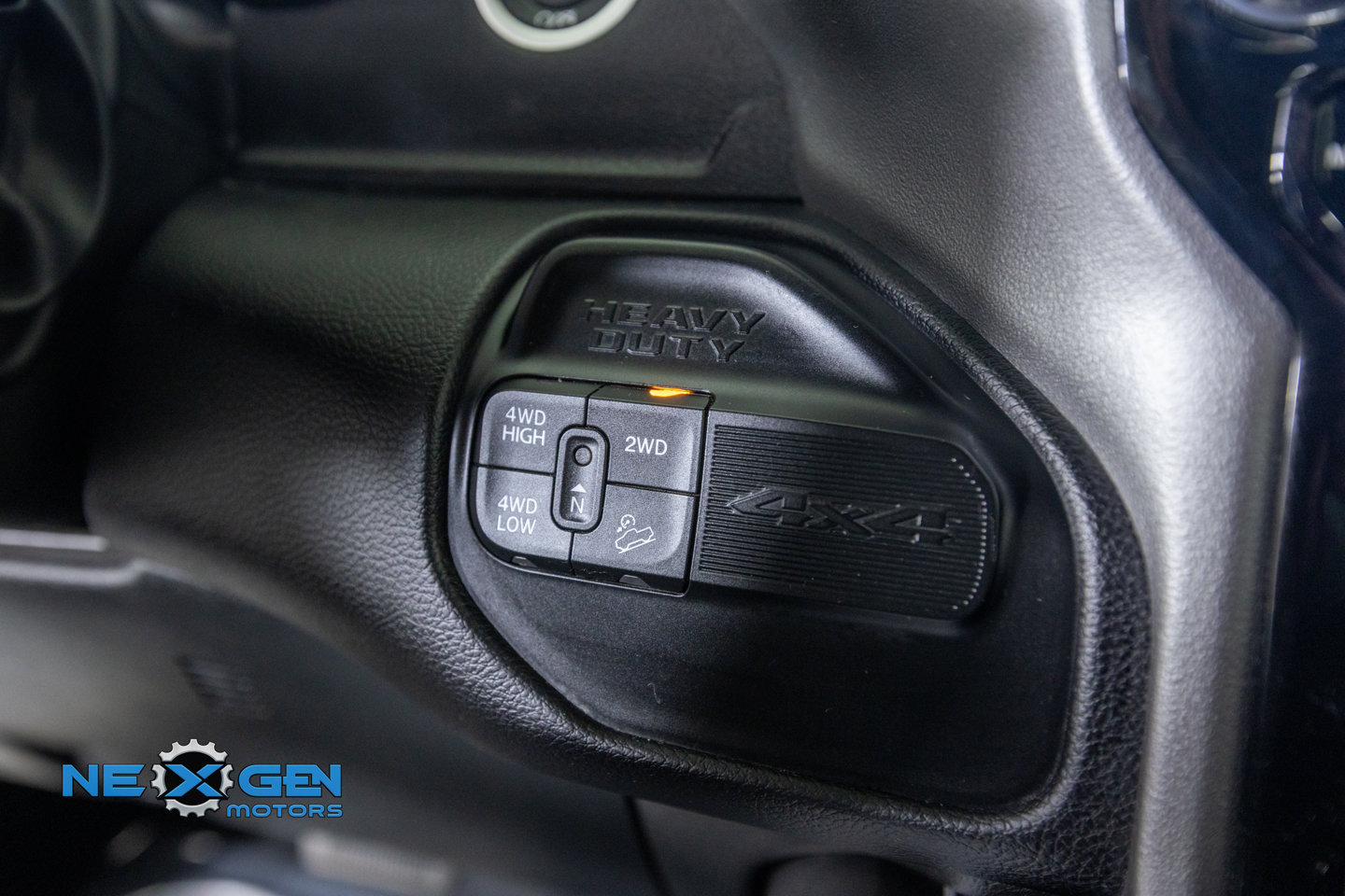 Used 2024 RAM 2500 Big Horn w/ Night Edition AWD/4WD image 22
