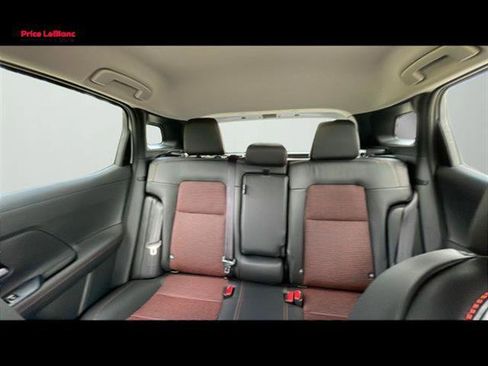 New 2025 Nissan Kicks SR w/ Illumination Package FWD image 14