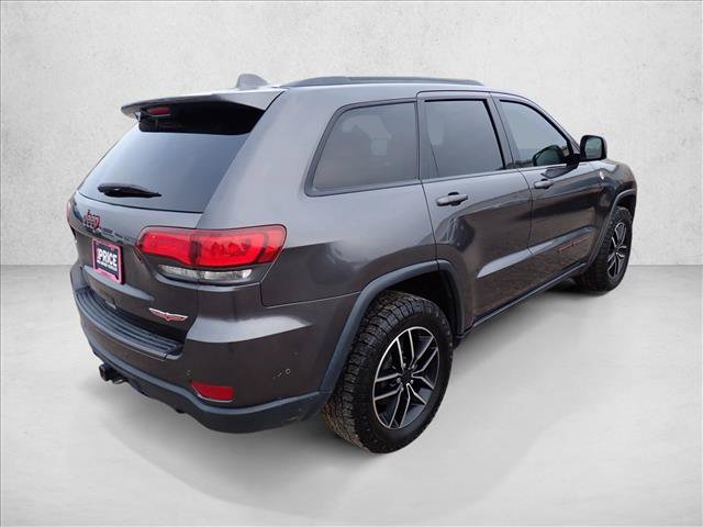 Used 2019 Jeep Grand Cherokee Trailhawk w/ Trailhawk Luxury Group AWD/4WD image 4