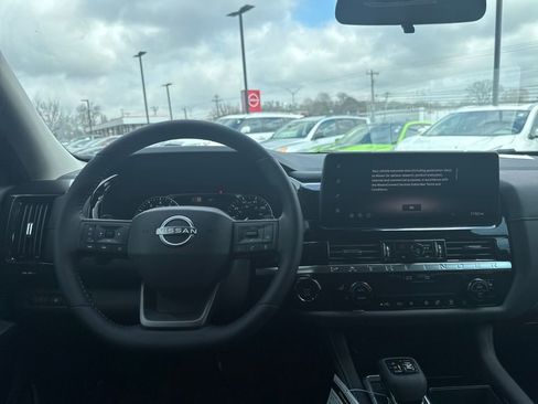 New 2026 Nissan Pathfinder SV AWD/4WD image 14