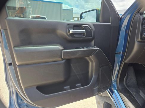 Certified 2024 Chevrolet Silverado 1500 Custom Trail Boss w/ LPO, Dark Essentials Package AWD/4WD image 12