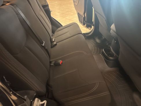 Used 2018 Jeep Wrangler Unlimited Sport w/ Dual Top Group image 29