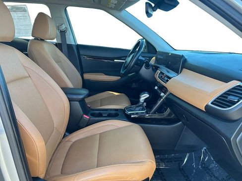 Used 2024 Kia Seltos SX w/ SX Sunroof Package image 15