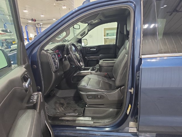 Used 2022 Chevrolet Silverado 1500 LTZ AWD/4WD image 21