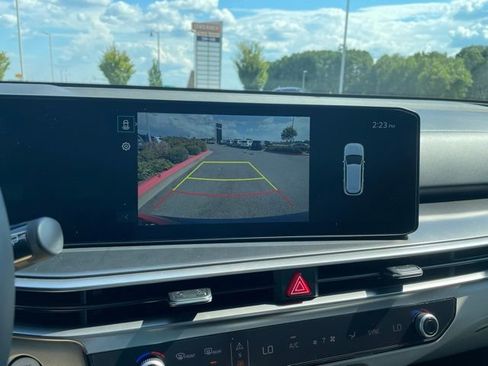 New 2025 Kia Sorento EX image 15