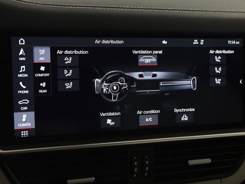 Used 2020 Porsche Cayenne AWD/4WD image 41