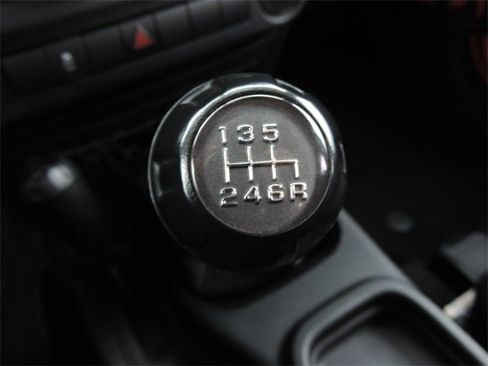 Used 2015 Jeep Wrangler Sport image 20