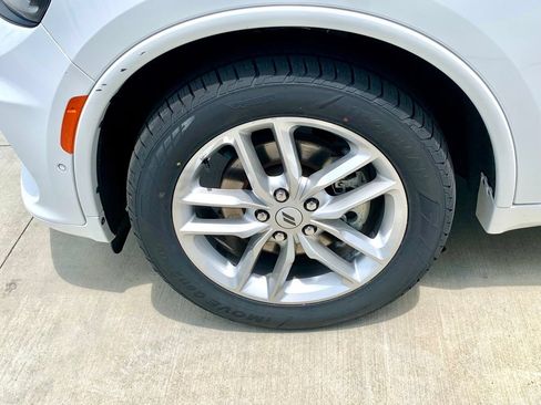 Used 2025 Dodge Durango GT AWD/4WD image 10