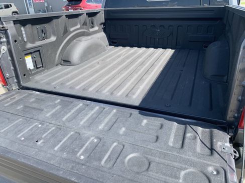 Used 2022 Ford F150 Lariat w/ Equipment Group 502A High image 16