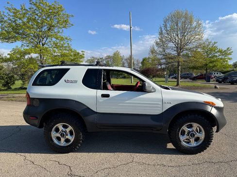 Used 1999 Isuzu VehiCROSS AWD/4WD image 4