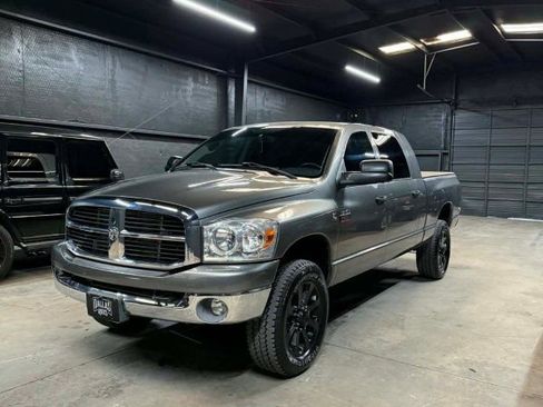 Used 2008 Dodge Ram 2500 Truck SXT w/ Popular Equipment Group image 1
