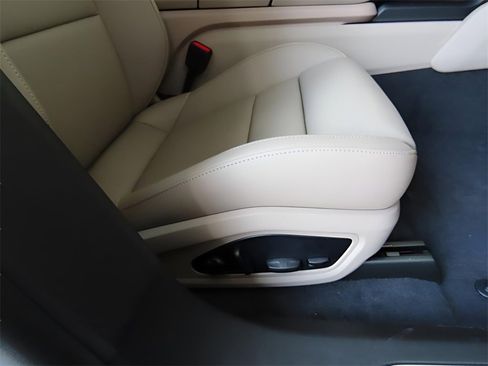 New 2025 Porsche Taycan image 12