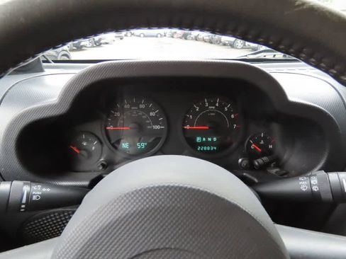 Used 2009 Jeep Wrangler X AWD/4WD image 20