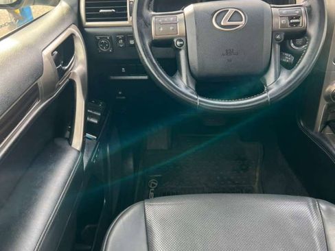 Used 2014 Lexus GX 460 image 24