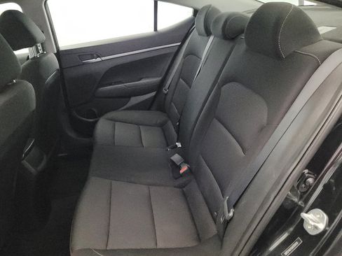Used 2018 Hyundai Elantra SE FWD image 18