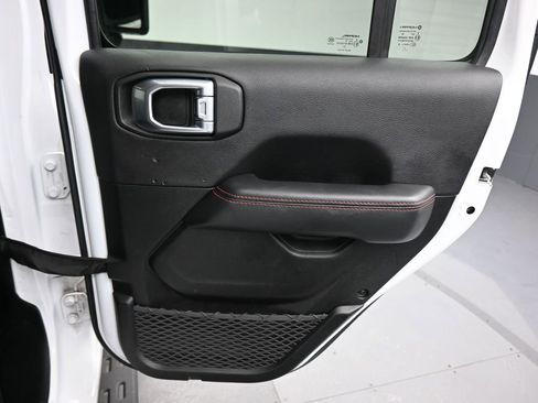Used 2022 Jeep Wrangler Unlimited Rubicon w/ Steel Bumper Group AWD/4WD image 35