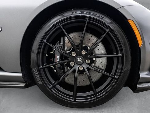 Used 2021 Ferrari 812 GTS RWD image 11
