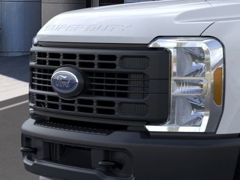 New 2025 Ford F350 XL RWD image 17