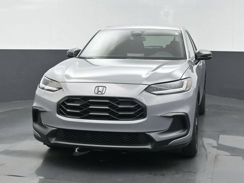 Certified 2024 Honda HR-V Sport image 2