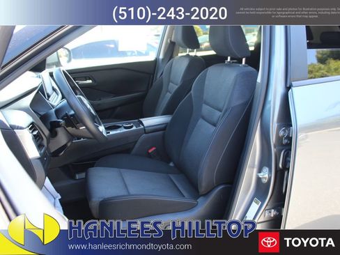 Used 2024 Nissan Rogue SV AWD/4WD image 13