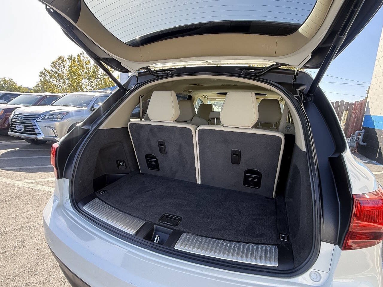 Used 2015 Acura MDX w/ Technology Package FWD image 16