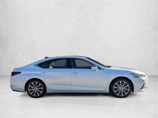 Used 2019 Lexus ES 350 w/ Accessory Package 2 FWD video 4