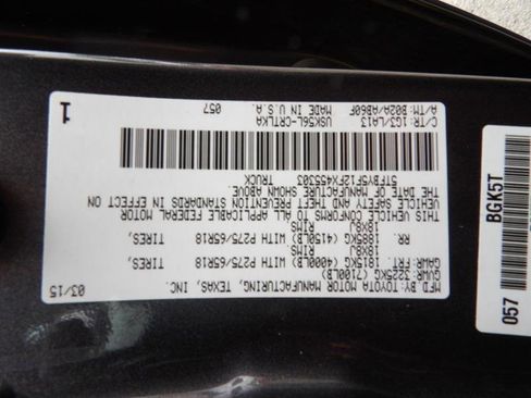 Used 2015 Toyota Tundra Limited w/ Limited Premium Package AWD/4WD image 27