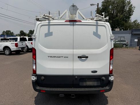 Used 2020 Ford Transit 250 Low Roof RWD image 5