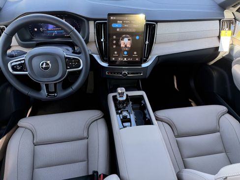 New 2026 Volvo XC90 B5 Ultra AWD/4WD image 12