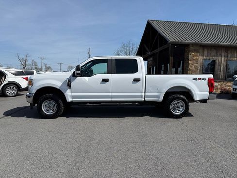 Used 2020 Ford F250 XL w/ Power Equipment Group image 3