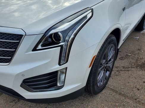 Used 2019 Cadillac XT5 Luxury w/ LPO, Black Ice Package image 10