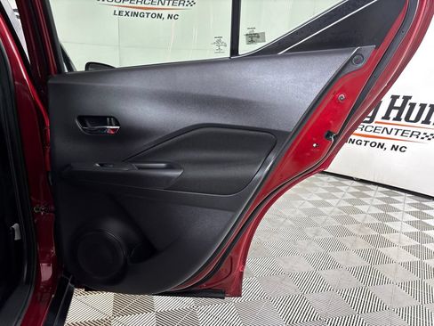Used 2021 Nissan Kicks SV FWD image 24